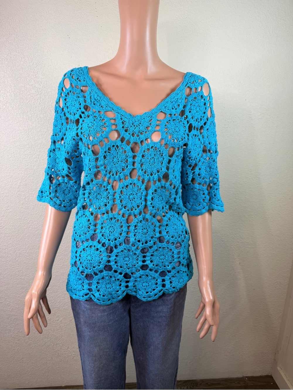 Turquoise Crochet V-Neck Top - Women Sz medium